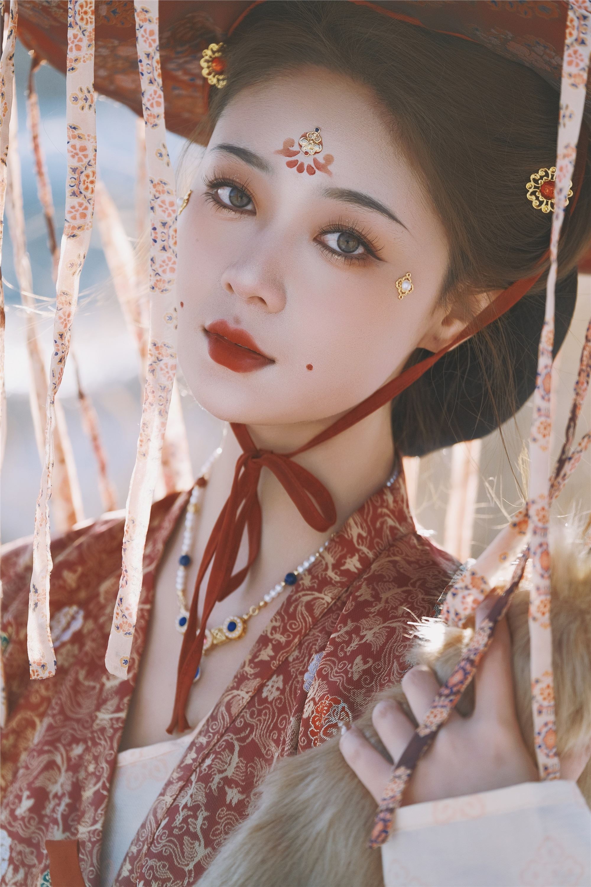 YITUYU艺图语 2025.03.10 渡关山 夏念